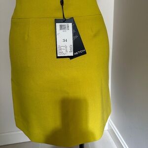 NWT Mexx Metropolitan Skirt Size: 34